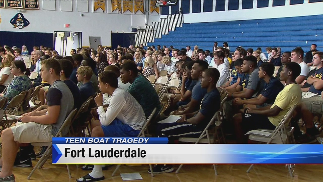 boat crash fort lauderdale second vigil held for fort lauderdale teen killed in boat boat crash fort lauderdale second vigil held for fort lauderdale teen killed in boat