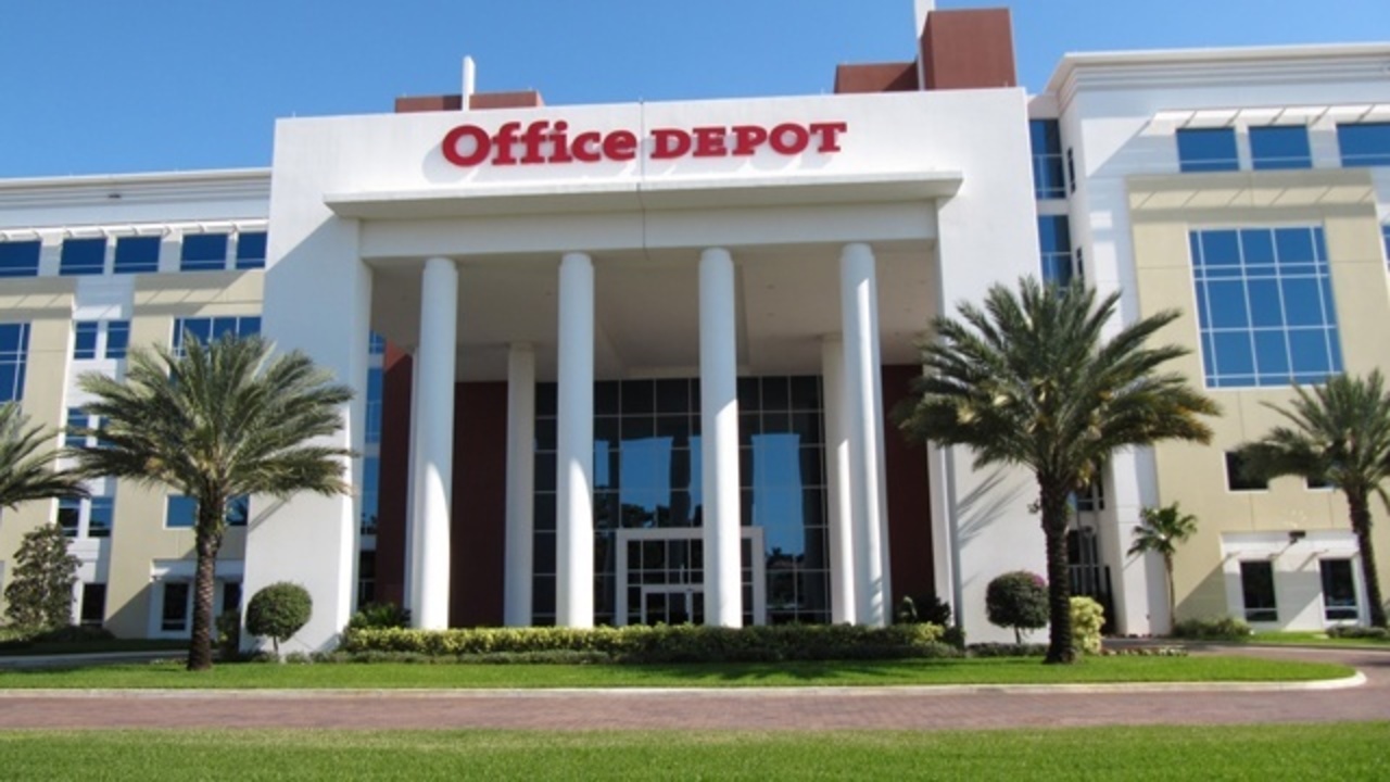 Office Depot To Close At Least 400 S
