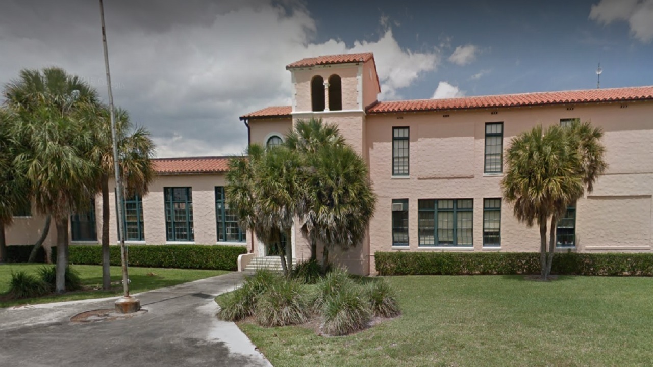 Deerfield Beach High School Broward County Florida Deerfield Beach High School Broward County Florida