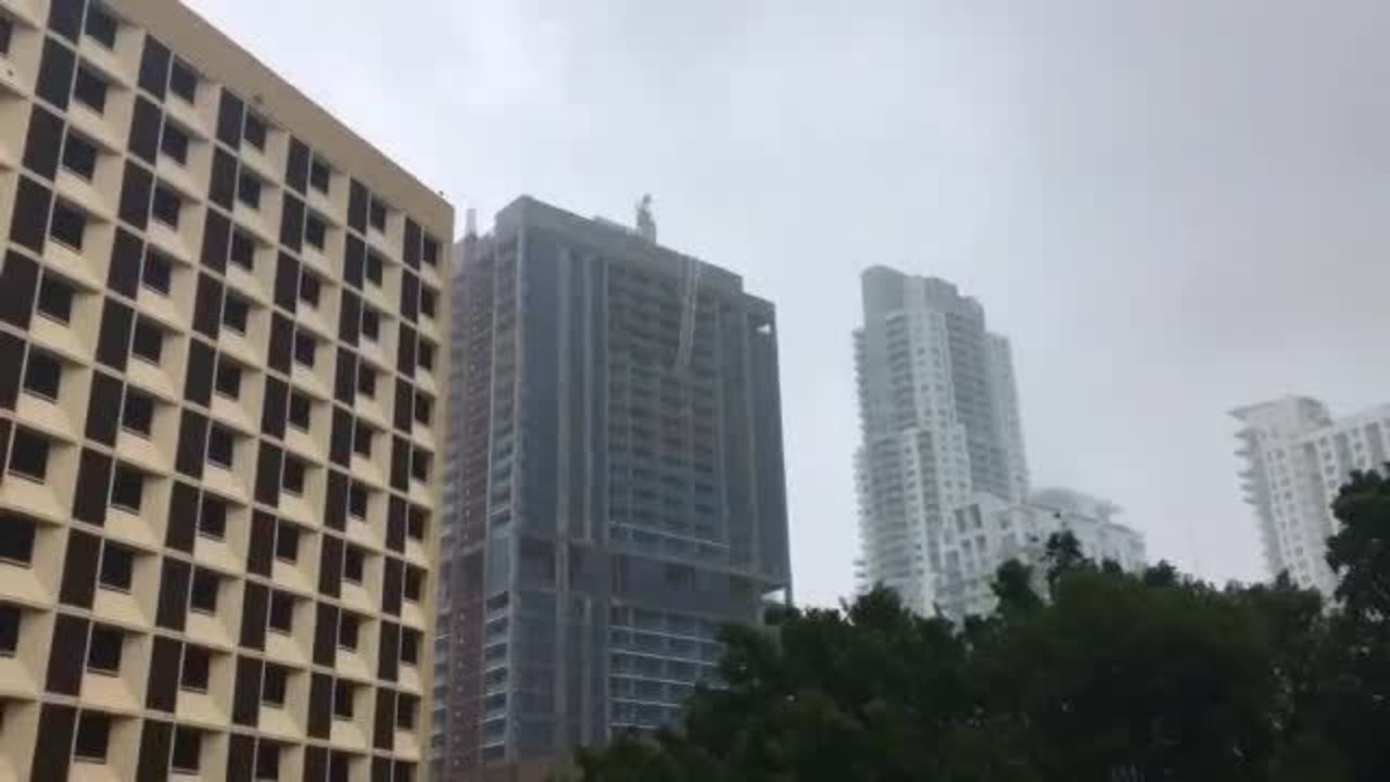 Collapse Of Florida Condo Boom >> Construction Cranes Collapse In Downtown Miami Collapse Of Florida Condo Boom >> Construction Cranes Collapse In Downtown Miami