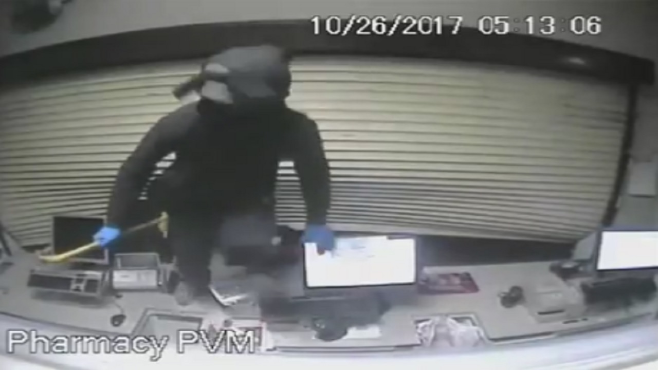 2 men steal $4,100 worth of opiates from Weston pharmacy,... 2 men steal $4,100 worth of opiates from Weston pharmacy,...