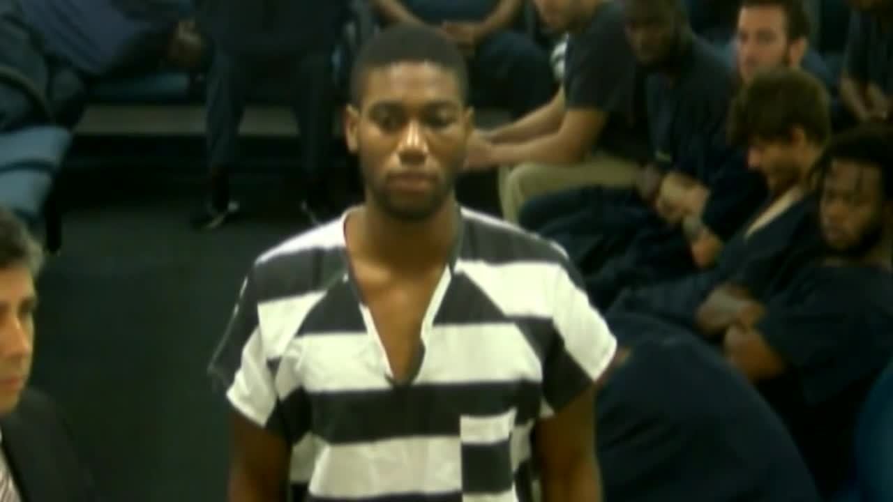 nathaniel abraham murder accused The oakland county sheriff's office says nathaniel abraham fled on foot and the youngest person in us history to be convicted of murder. nathaniel abraham murder accused The oakland county sheriff's office says nathaniel abraham fled on foot and the youngest person in us history to be convicted of murder.