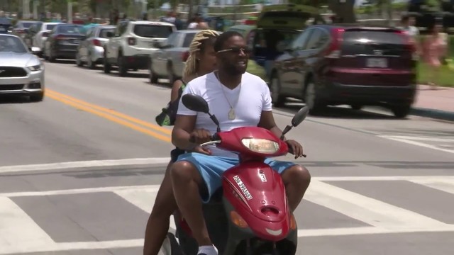 Miami Beach Bans Scooter Moped Als During Spring Break Video Thumbnail For Miami Beach Commissioners Rove Ban On Scooters Mopeds During Spring Break