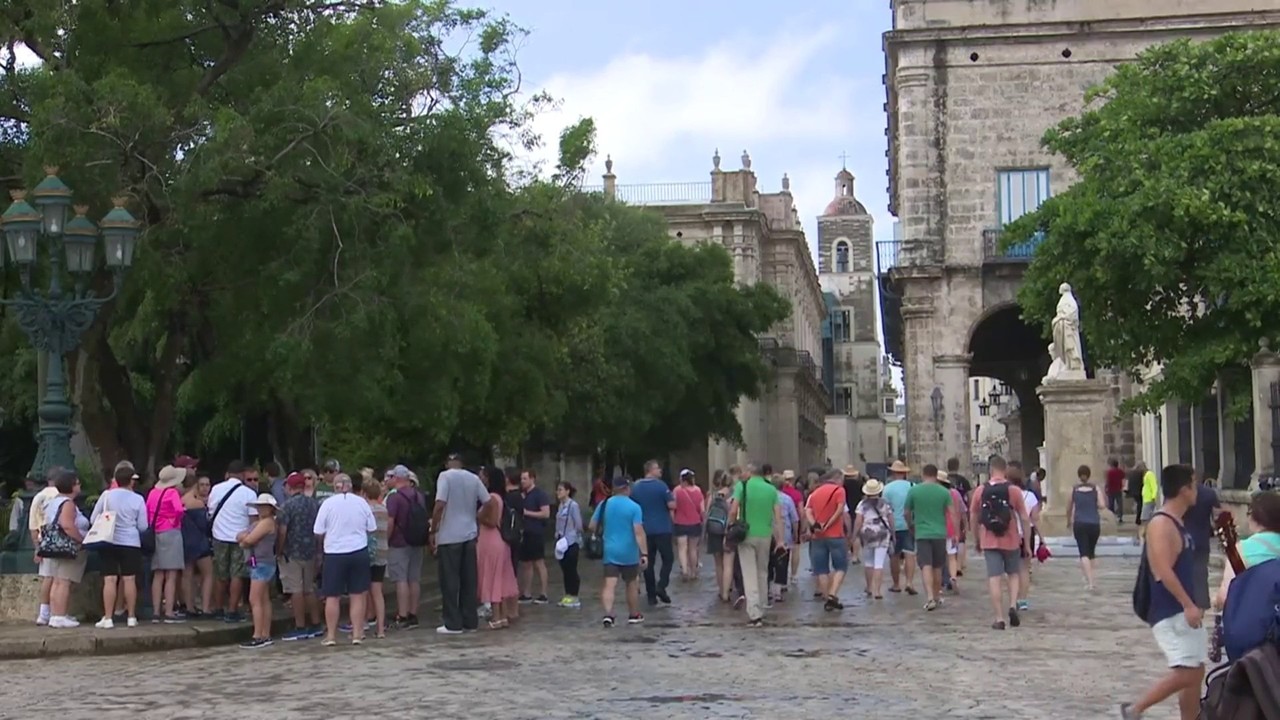 More Than 605 000 Americans Visit Cuba This Year
