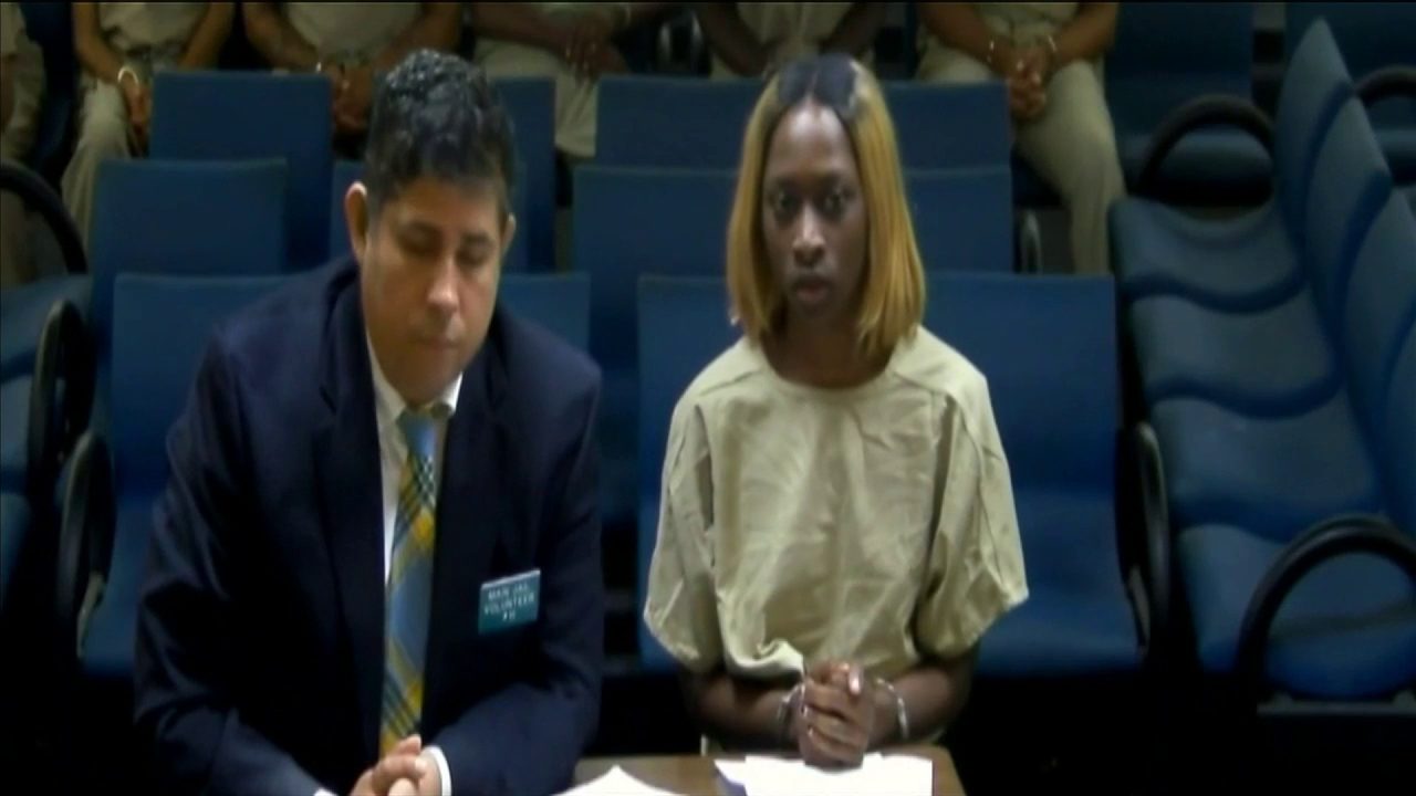 woman accused of leaving daughter 3 in car while she worked vegas cabaret fort lauderdale